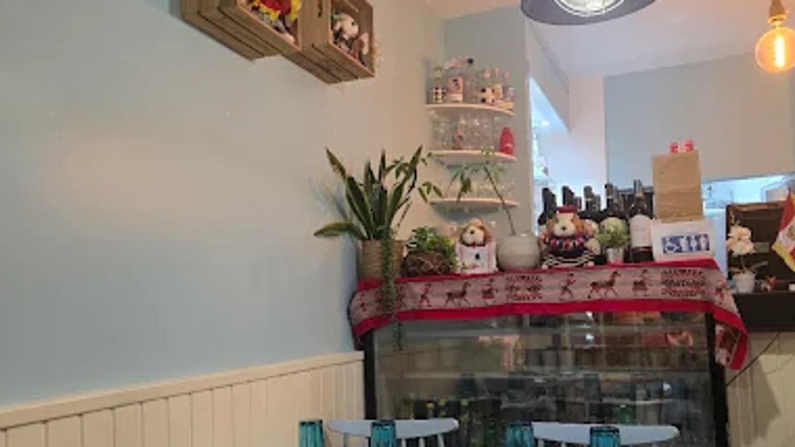 Dom Ze'viche - Imagem 1