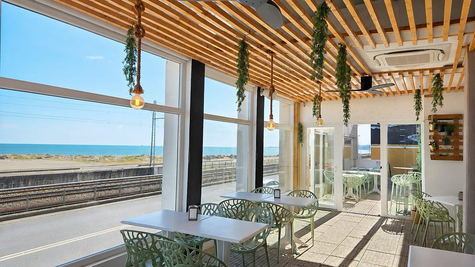 Nautilus Café Lounge - Imagem 1